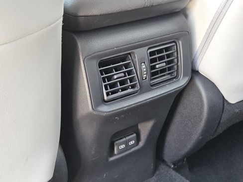 Used 2023 Toyota RAV4 XLE Premium AWD/4WD image 40