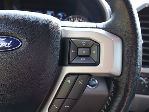 Used 2019 Ford F150 Lariat AWD/4WD image 33
