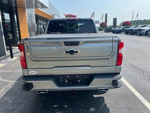 Used 2024 Chevrolet Silverado 1500 High Country w/ Technology Package AWD/4WD image 23
