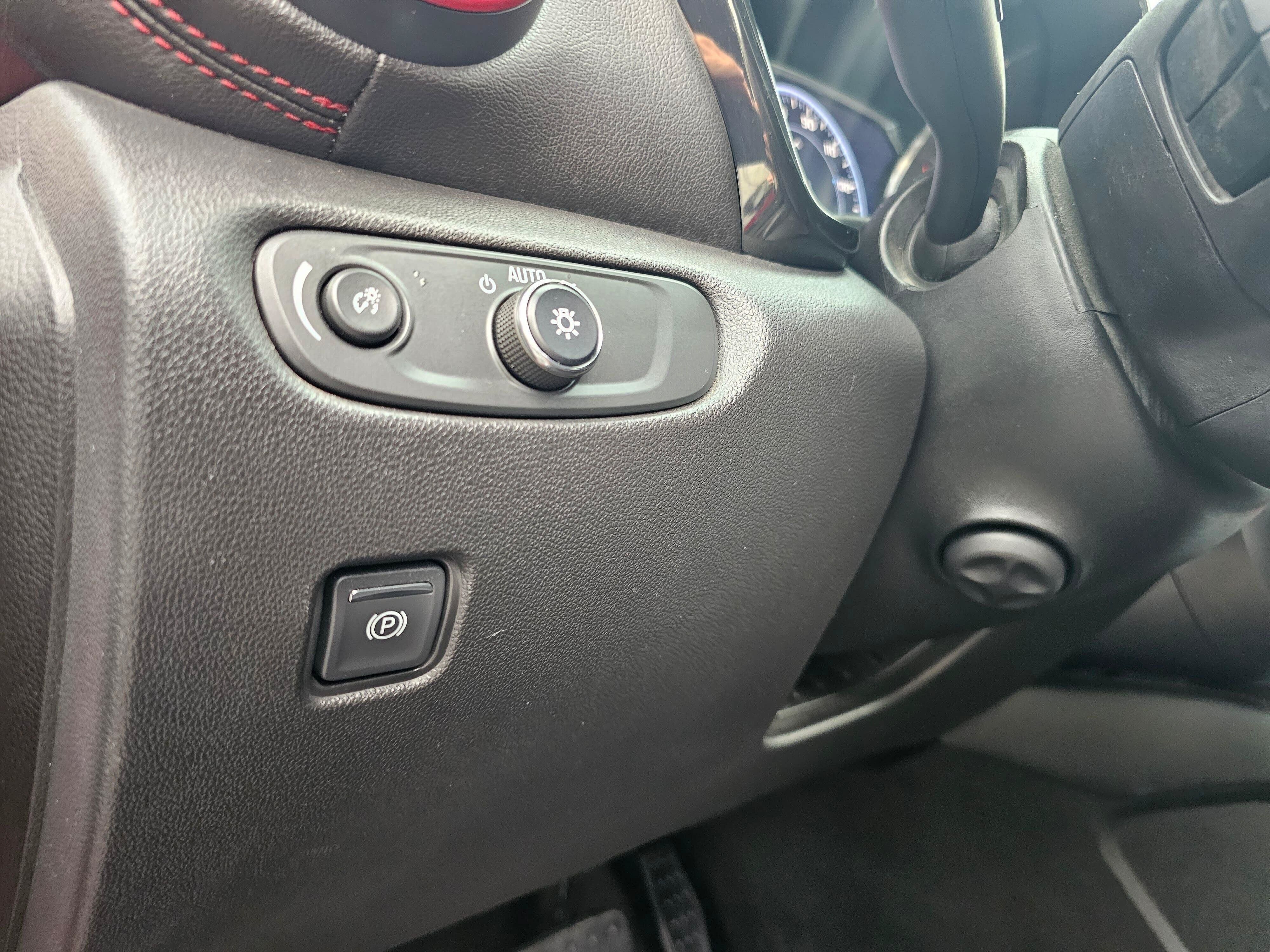 Used 2019 Chevrolet Blazer RS AWD/4WD image 21