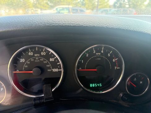 Used 2011 Jeep Wrangler Unlimited Sport AWD/4WD image 24