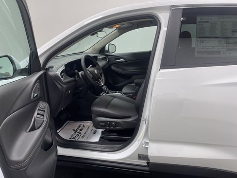 Used 2026 Buick Encore GX Preferred w/ Comfort Package image 9