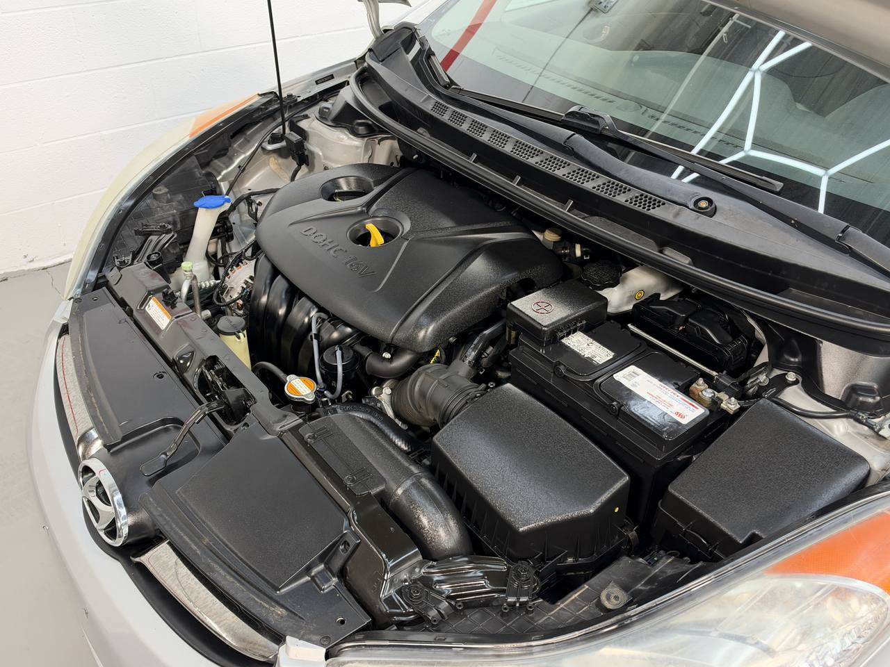 Used 2011 Hyundai Elantra Limited FWD image 34