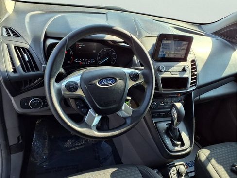 Used 2019 Ford Transit Connect XLT FWD image 9