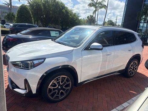 Used 2024 BMW X1 xDrive28i w/ Technology Package AWD/4WD image 2