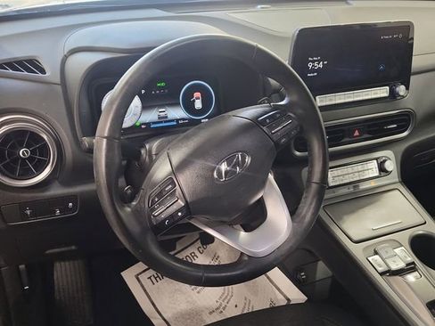 Used 2023 Hyundai Kona SEL FWD image 10