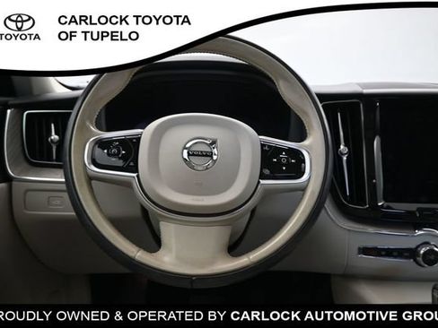 Used 2023 Volvo XC60 B5 Plus w/ Climate Package AWD/4WD image 29