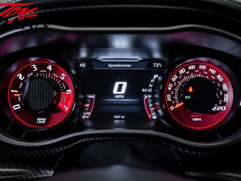 Used 2022 Dodge Challenger SRT Hellcat RWD image 32