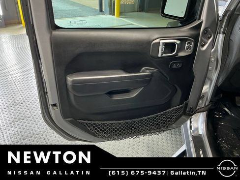 Used 2019 Jeep Wrangler Unlimited Sport S AWD/4WD image 44