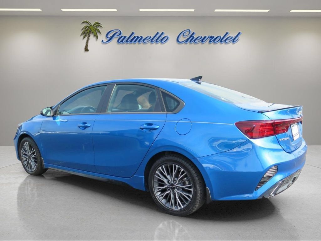 Used 2023 Kia Forte GT-Line FWD image 6
