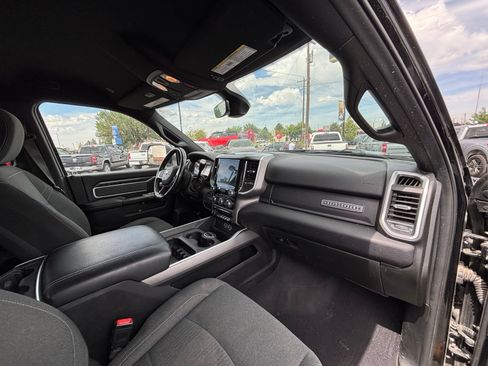 Used 2021 RAM 2500 Big Horn w/ Night Edition AWD/4WD image 16