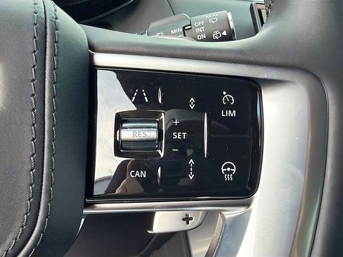 New 2026 Land Rover Range Rover SE AWD/4WD image 38