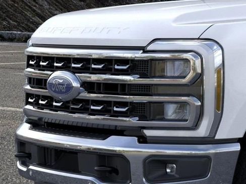 New 2025 Ford F350 Lariat w/ Lariat Ultimate Package image 17