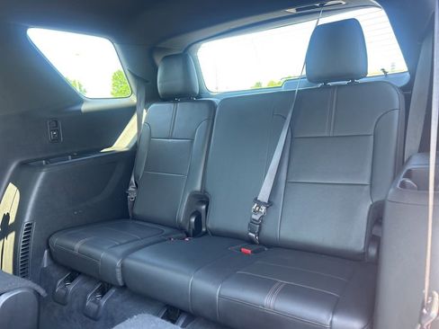 Used 2022 Chevrolet Traverse RS AWD/4WD image 8