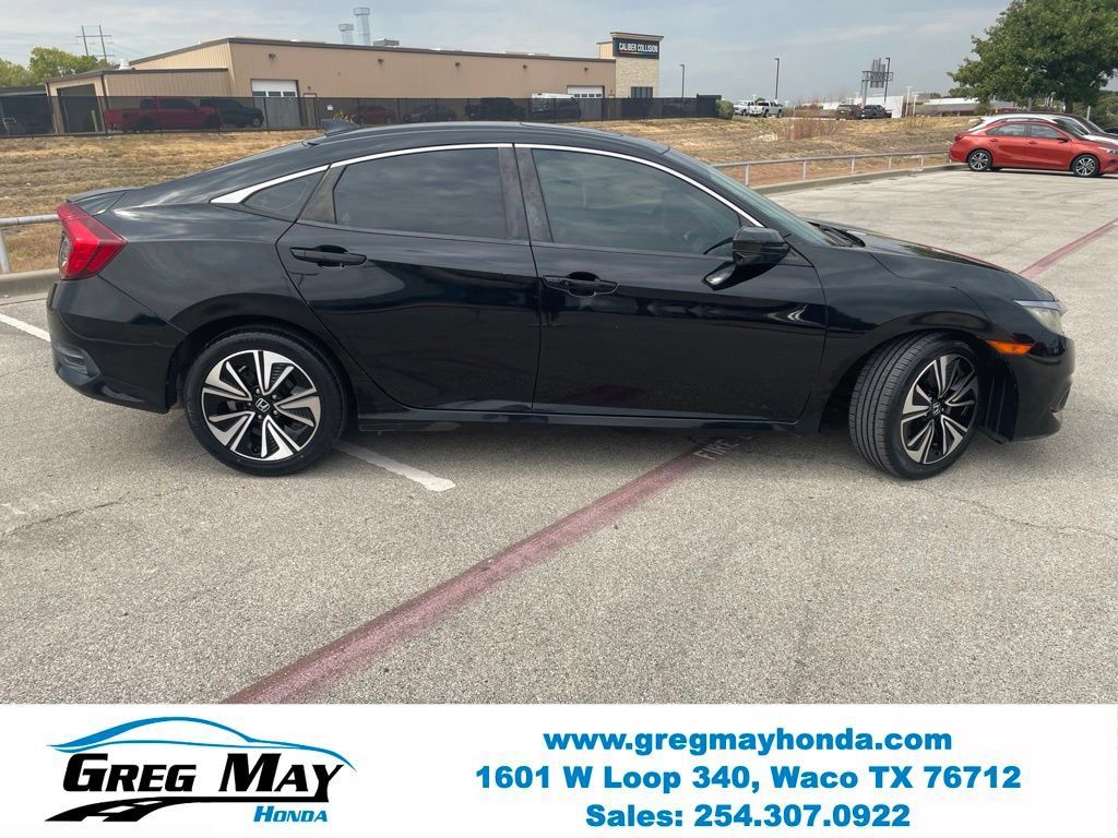 Used 2017 Honda Civic EX-T image 2