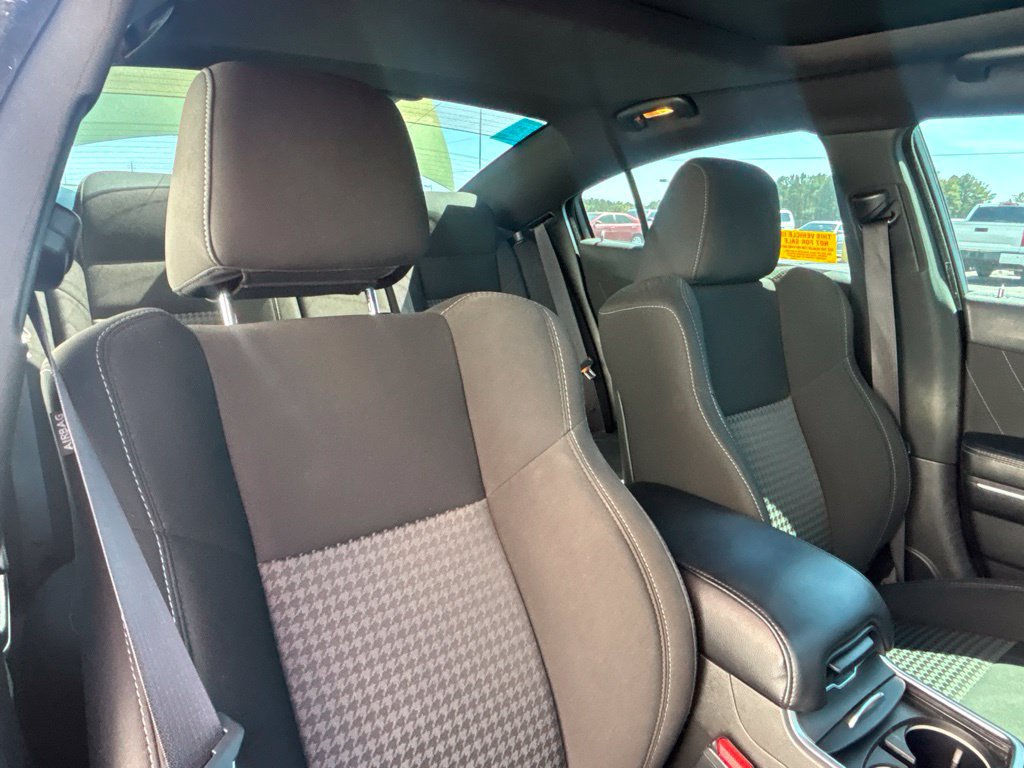Used 2022 Dodge Charger GT RWD image 20