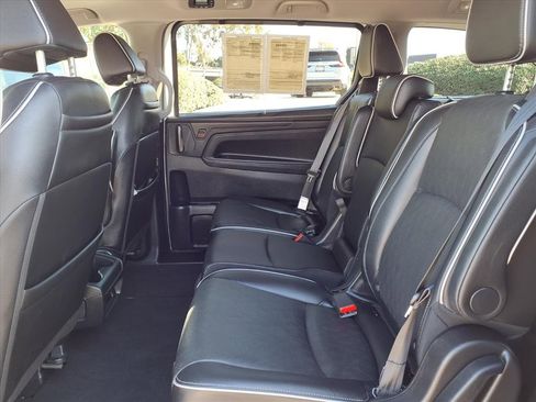 Used 2021 Honda Odyssey Elite image 11