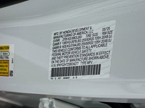 Certified 2025 Honda Pilot Touring image 32