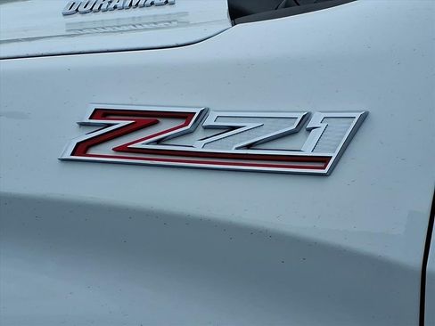 New 2025 Chevrolet Silverado 1500 LT w/ Z71 Off-Road Package image 6