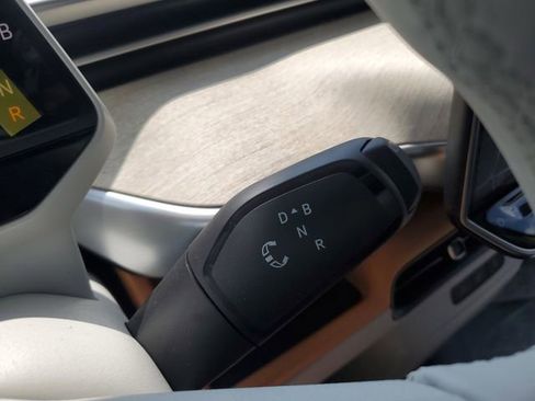 New 2025 Volkswagen ID. Buzz 1st Edition image 29