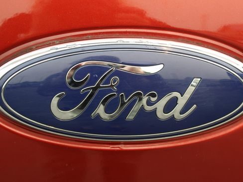 Used 2014 Ford F150 XLT AWD/4WD image 14