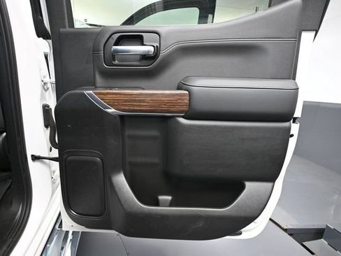 Used 2020 Chevrolet Silverado 1500 High Country AWD/4WD image 42