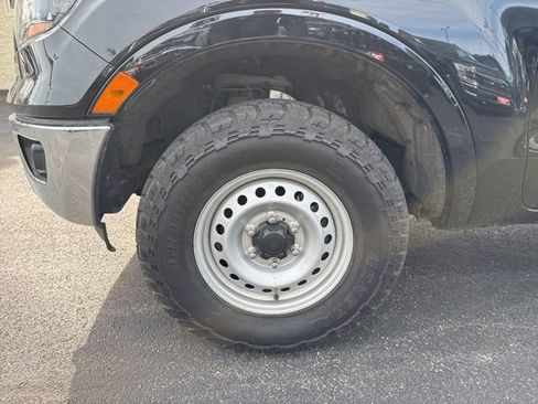 Used 2019 Ford Ranger XL w/ Equipment Group 101A Mid RWD image 9