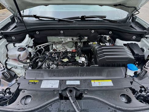 Used 2024 Volkswagen Atlas SE FWD image 28