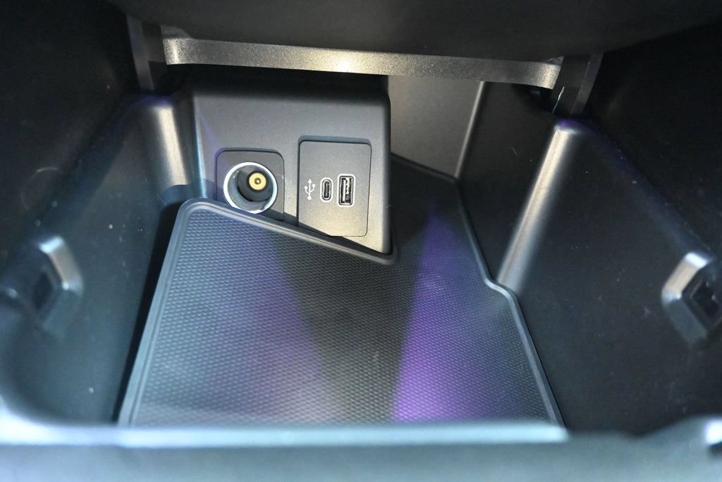 Used 2025 Ford Explorer ST RWD image 28