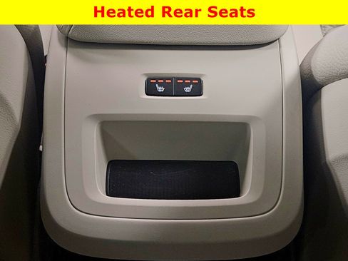 Used 2023 Volvo V60 B5 Cross Country Plus w/ Climate Package image 31