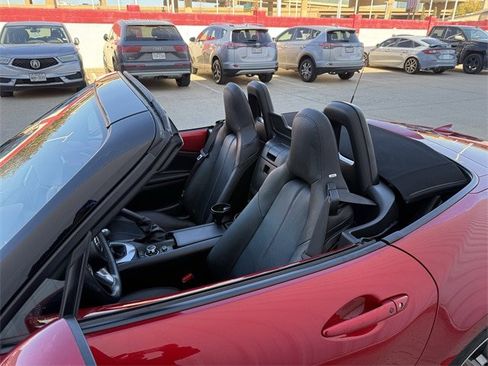 Used 2016 MAZDA MX-5 Miata Grand Touring image 10