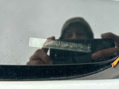 Used 2017 BMW 330e image 4