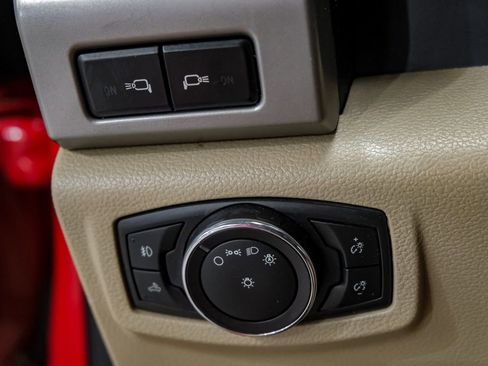 Used 2018 Ford F250 Lariat w/ Lariat Ultimate Package image 31