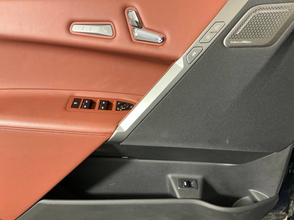Certified 2026 BMW iX M70 AWD/4WD image 18