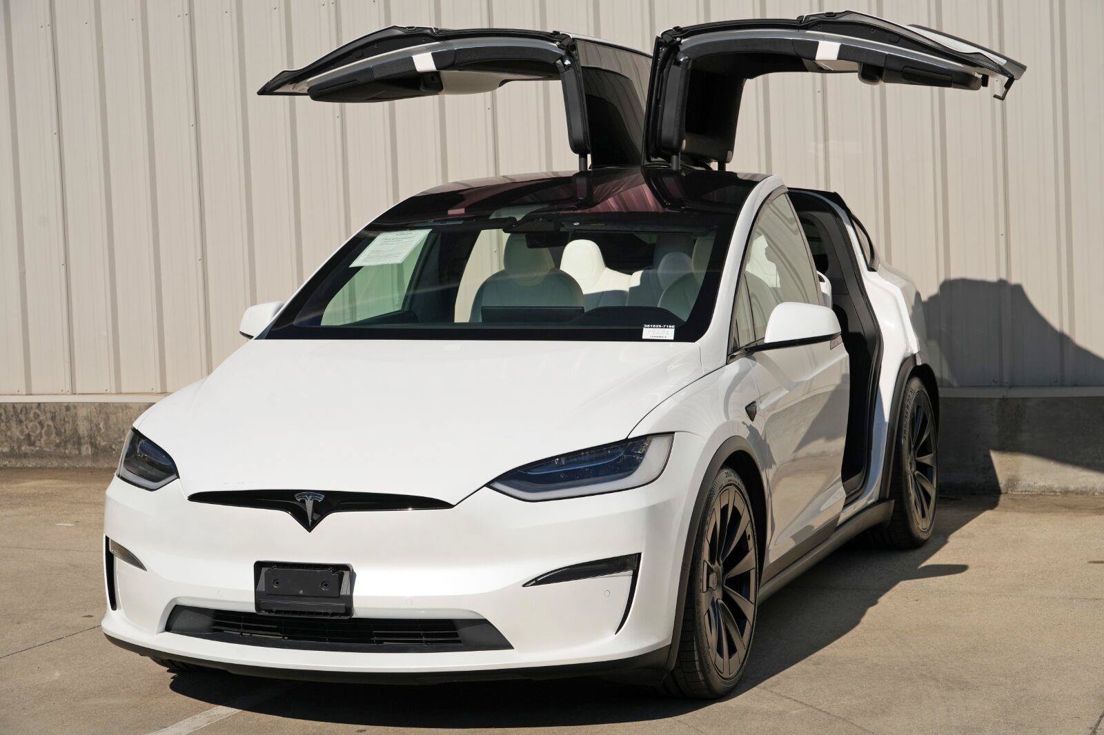 Used 2022 Tesla Model X AWD/4WD image 50