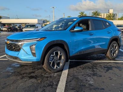 New 2025 Chevrolet Trax LT w/ Driver Confidence Package