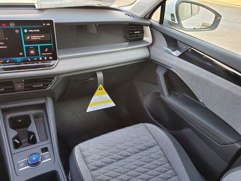 New 2026 Volkswagen Tiguan S FWD image 13