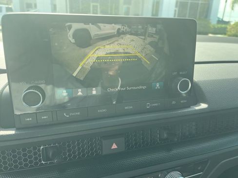 Used 2023 Honda CR-V Sport image 16