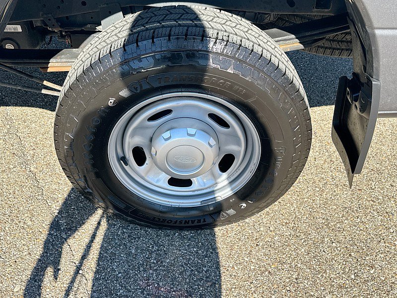 Used 2022 Ford F250 XL w/ Power Equipment Group AWD/4WD image 28