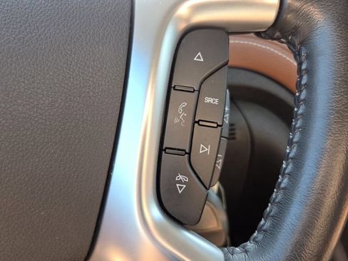 Used 2016 Chevrolet Traverse LT FWD image 26