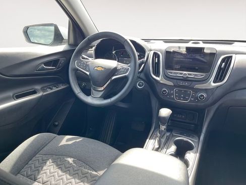 Used 2024 Chevrolet Equinox LT image 10