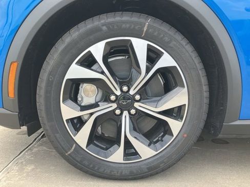 New 2025 Ford Mustang Mach-E Select w/ Comfort Package Lite image 29