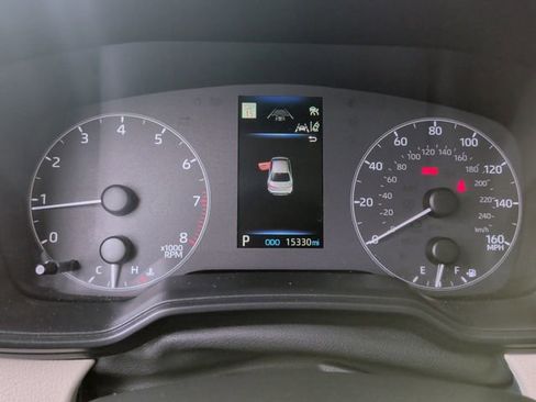 Used 2025 Toyota Corolla LE FWD image 18