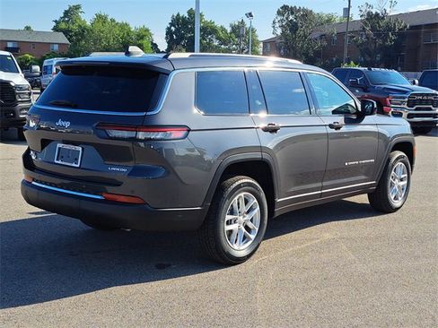 New 2025 Jeep Grand Cherokee L Laredo w/ Luxury Tech Group I image 4