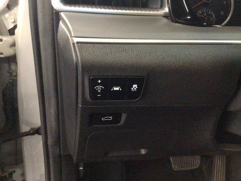 Used 2022 Kia K5 GT-Line w/ GT-Line Awd Premium Package image 15
