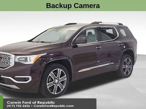 Used 2018 GMC Acadia Denali w/ Technology Package image 3