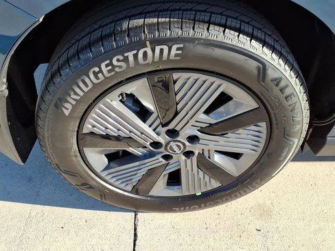 New 2026 Nissan Murano SL image 9