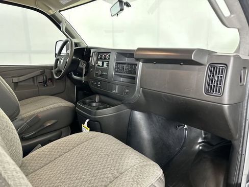 New 2026 GMC Savana 3500 Extended w/ Driver Convenience Package RWD image 28