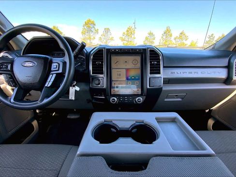 Used 2017 Ford F350 XLT w/ XLT Value Package image 15