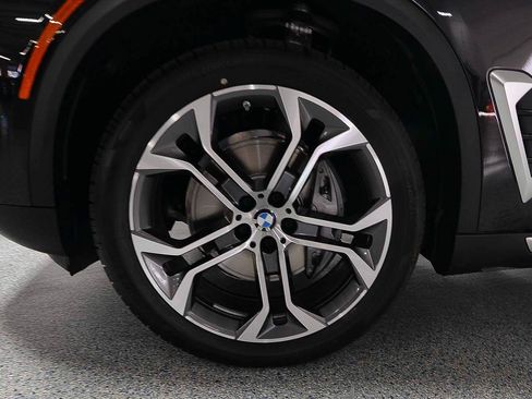 Used 2026 BMW X5 xDrive40i AWD/4WD image 5